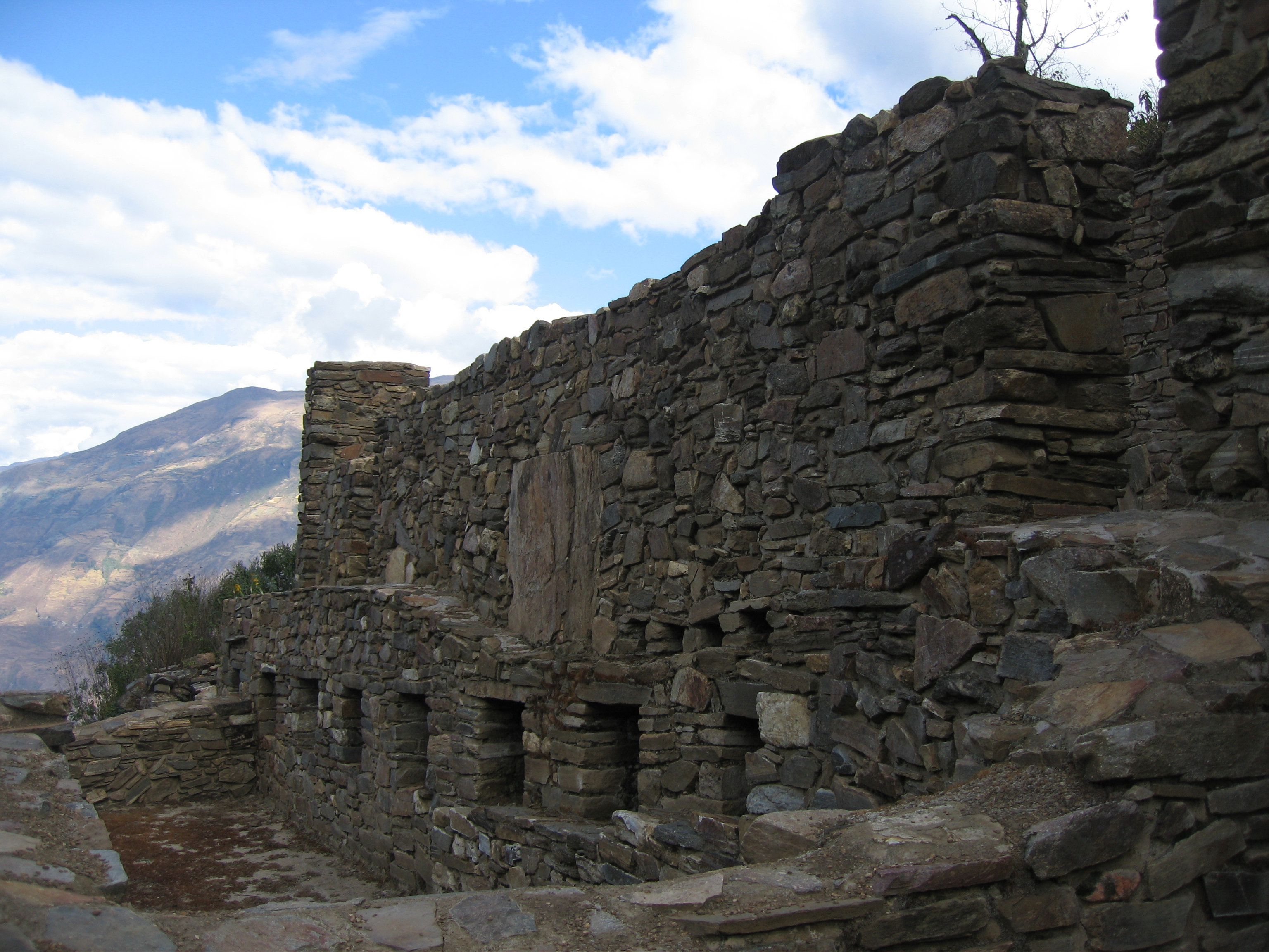 4785 ruins