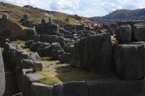 4634 Temple ruins, houses
